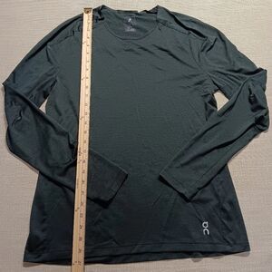 On Cloud LS Performance Shirt, Large, Black, Great Condition